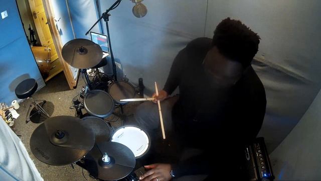 Roland TD-17K-L on Kwesi's Corner - Review & Demo | Drumshack London смотреть онлайн