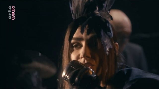 P J Harvey - "Working for the man". смотреть онлайн