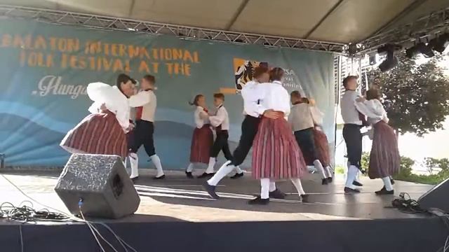 Народные ТАНЦЫ Эстонии смотреть онлайн