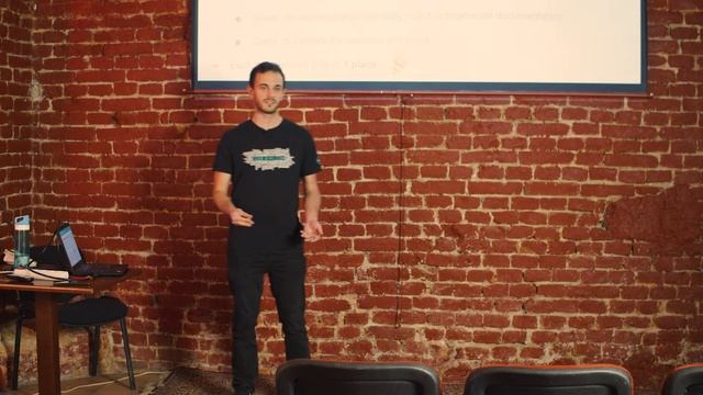 Michal Korbela – Easy service to service communication using Pydantic models смотреть онлайн