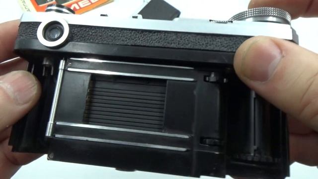 KIEV 4AM USSR Russian 35 mm Contax copy Camera + Helios 103 lens #8111365 смотреть онлайн