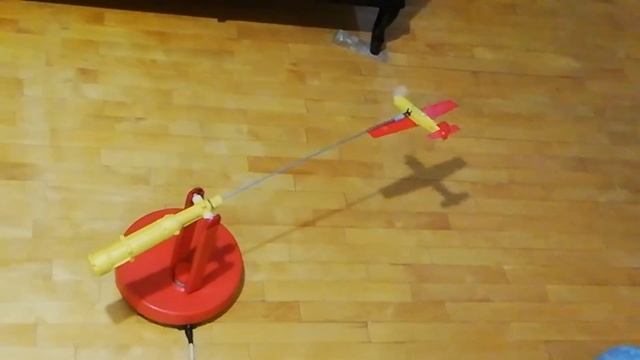 Электромнханическая игрушка управляемый спортивный самолёт СССР смотреть онлайн