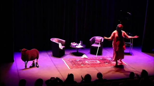 Shabi ke yek boz ashegheman shod - Backstage - Hooman shahbandi смотреть онлайн