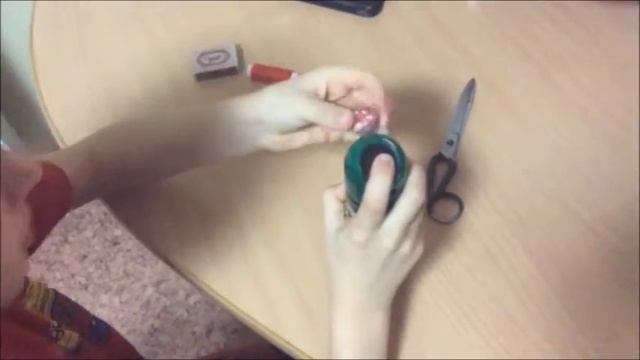 Шарик горит прямо на руках смотреть онлайн