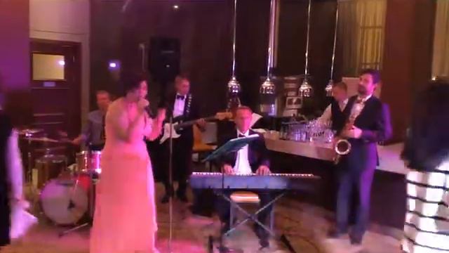 Sberbank team in restaurant Oliva смотреть онлайн