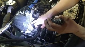 Стук двигателя V-800