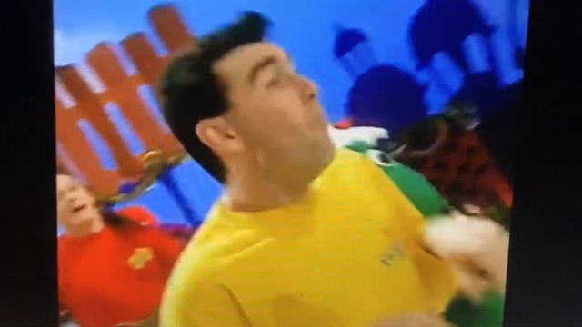 The Wiggles - Wiggly, Wiggly Christmas - Dance Song - Zig Zag Dance смотреть онлайн