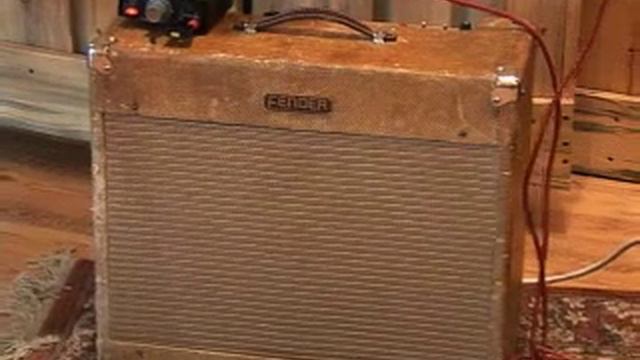 Marc's '54 Fender Pro Tweed retrofitted with FluxTone guitar amp speaker attenuator. смотреть онлайн
