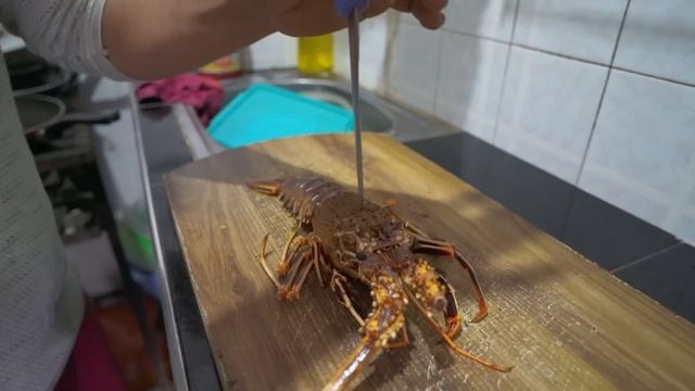 SEAFOOD HEAVEN In Essaouira, Morocco - MOROCCAN SQUID SARDINE TAGINE + STREET FOOD TOUR IN ESSAOUIR