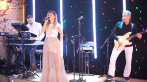 Марина и компания.  В ПАРКЕ У ПРУДА.