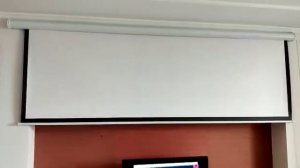 Настенный экран DEXP WE-120. 244x183 см White . c электроприводом