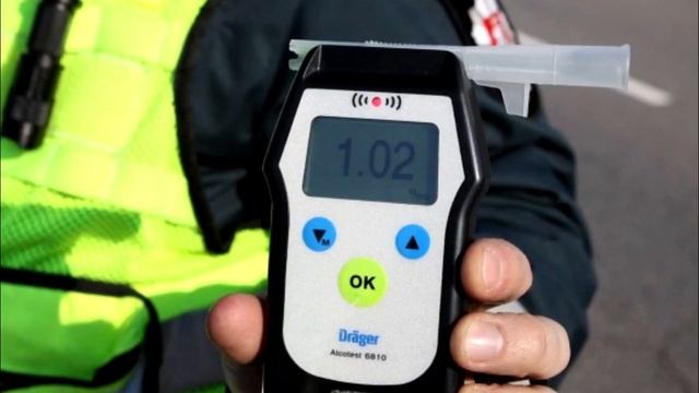Сотрудник ДПС просит пройти тест на алкоголь, что нужно знать водителю. Обязательно смотреть онлайн