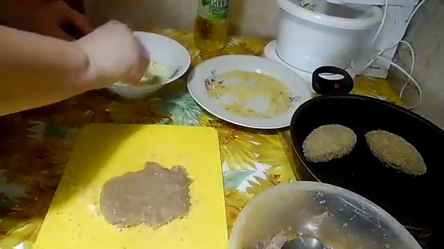 Мясные зразы с яйцом смотреть онлайн