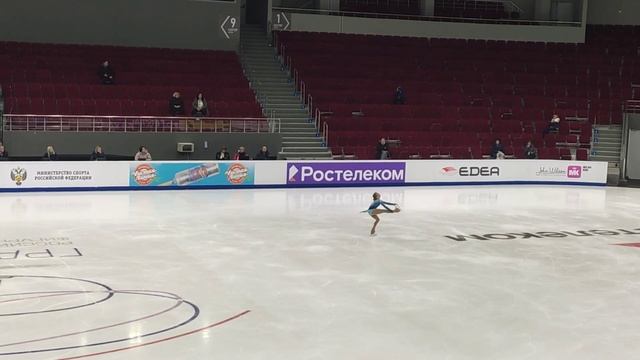 Алиса Двоеглазова (школа "Хрустальный") на Гран-при по фигурному катанию (Самара) смотреть онлайн