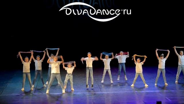 Skipping Dance - танцевальный микс DanceMix для детей - школа танца Divadance в СПб смотреть онлайн