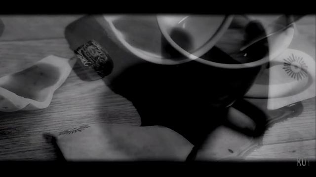 ЖУТЬ!КТО-ТО ШУМИТ В ПУСТОЙ КВАРТИРЕ! Страшные истории на ночь . страшилки на ночь. смотреть онлайн