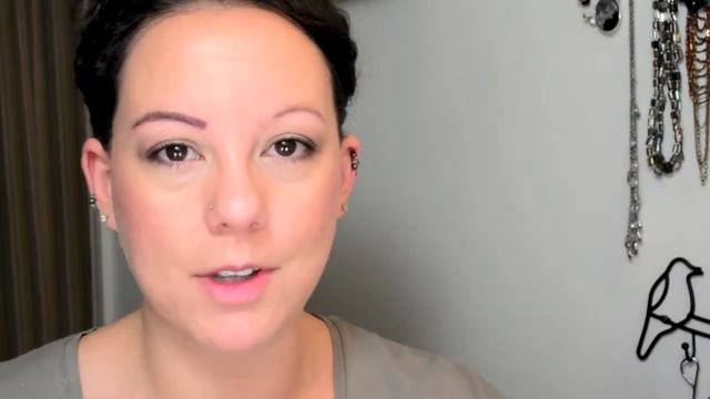 Fake-a-Brow Routine :: A Different Face смотреть онлайн