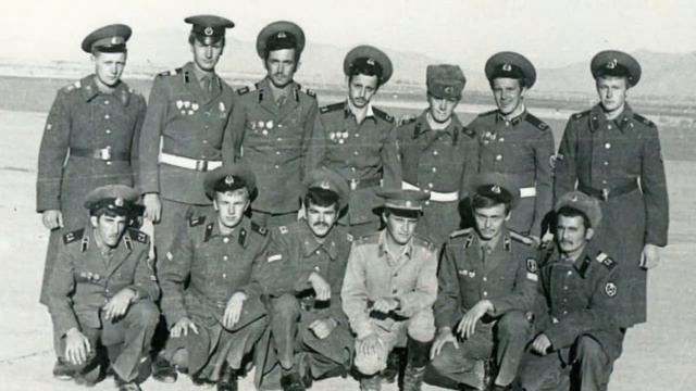 С ПРАЗДНИКОМ ДЕНЬ ТАНКИСТА, МОИ БОЕВЫЕ ДРУЗЬЯ" смотреть онлайн