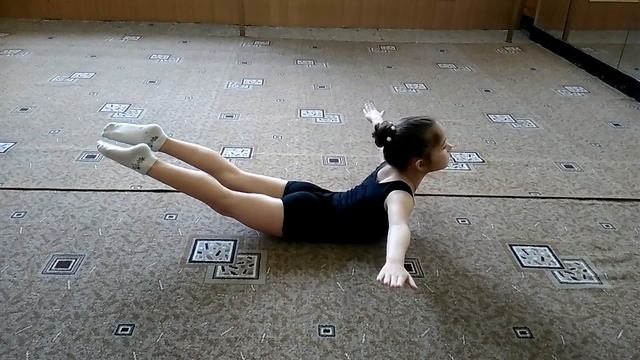 Урок хореографии для младшей группы.