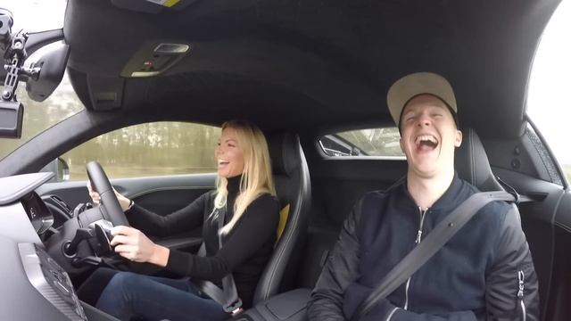 Girl Learns To Drive New Audi R8 смотреть онлайн
