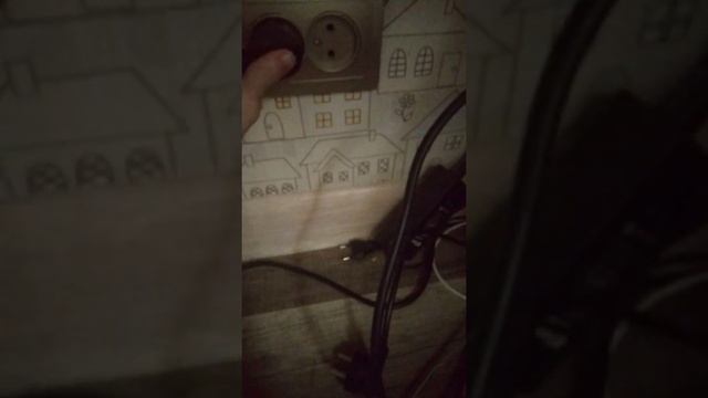 Налил на комп воду (памагите) смотреть онлайн