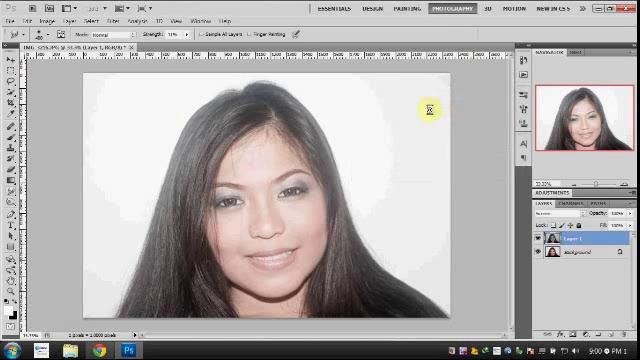 Making Your Skin White in Photoshop CS5 Extended смотреть онлайн
