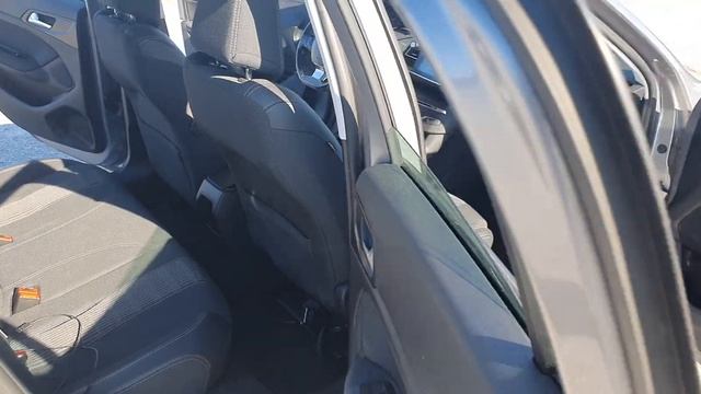 Peugeot 308 1.5 HDi 130 Active (Vue intérieure) - En vente sur www.chasseur-auto.com смотреть онлайн