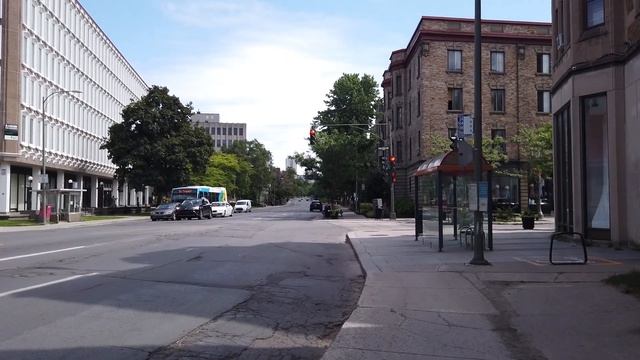 WESTMOUNT Walking Tour   (Montreal, Quebec, Canada)