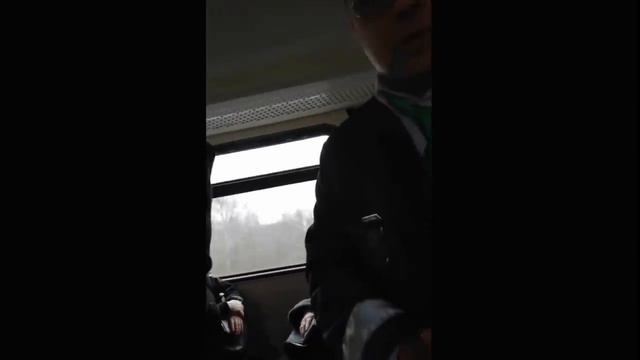 Попытка не выпускать из электрички смотреть онлайн