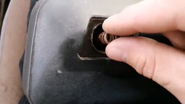 Замена зеркальных элементов ВАЗ 2106 (08)