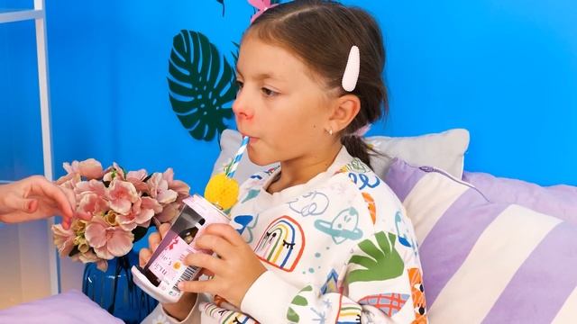 Rich Doctor Vs Broke Doctor! Parenting Tips - Cool Gadgets & Funny Situations by Gotcha! смотреть онлайн