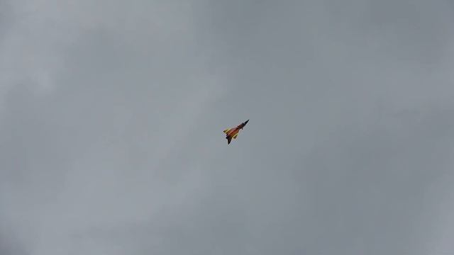 OUTSTANDING JET FLIGHT!! J-10 RC TURBINE JET FLIGHT DEMONSTRATION смотреть онлайн