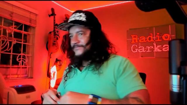 El Bananero: "La pareja de uno ES EL REFLEJO DE LO QUE SOS" "mi novia ME CUIDA me hace ver lindo" смотреть онлайн