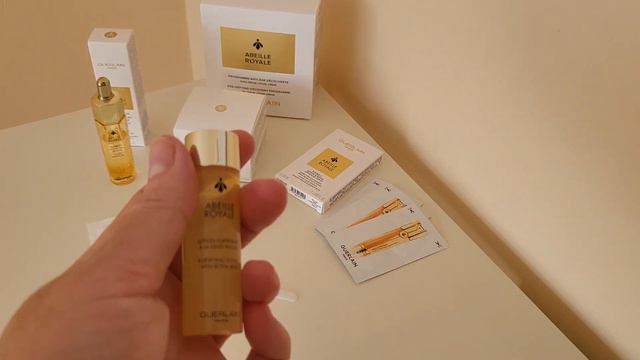 GUERLAIN Abeille Royale review, crema, serum, loción, aceite. Precios, opinión, vale la pena? смотреть онлайн