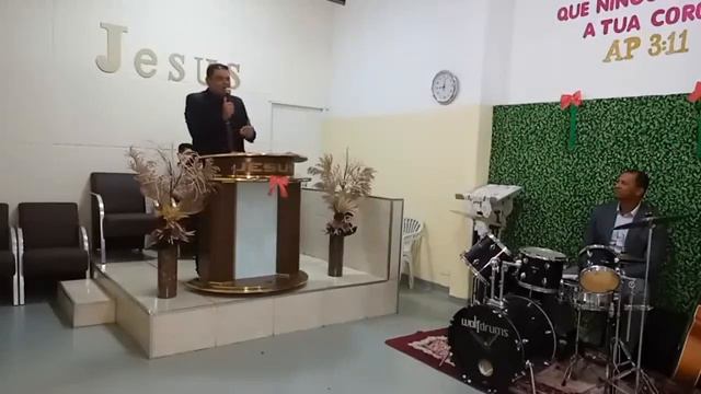 presbítero Alfredo pregando Salmos 103. смотреть онлайн