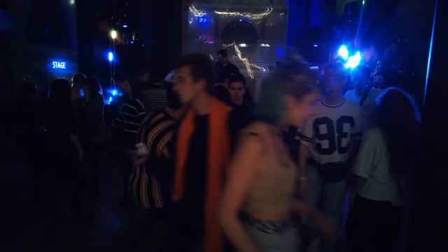 11|01|2019/исключение из правил/ПЯТНИЦА: особенный гость - певица ХЛОЯ /русская инди-поп певица/ смотреть онлайн