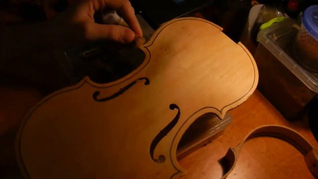 Реставрація скрипки / Violin restoration смотреть онлайн
