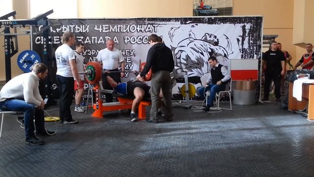 Чухин Андрей (Североморск) жим лежа 252,5 WPC смотреть онлайн