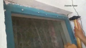 Как установить москитную сетку женскими руками