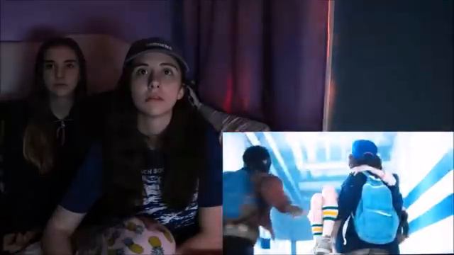 Stranger Things 1x08 - Chapter Eight: The Upside Down REACTION смотреть онлайн