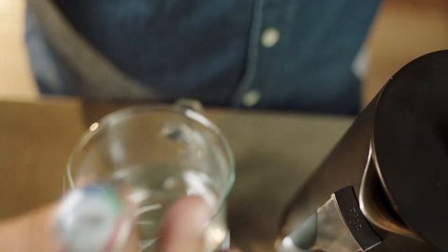 Rite Press - The 'No Mess' French Press | Startdet смотреть онлайн