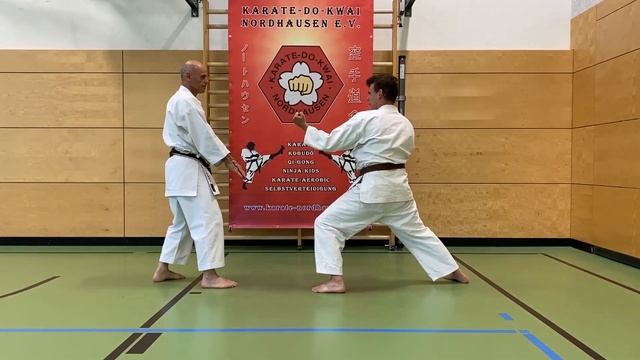 Tekki-Shodan Bunkai