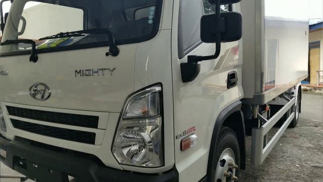 HYUNDAI MIGHTY EX8 GTL - XE TẢI BẢO ÔN LAMBERET - Clip Trên 8 Phút