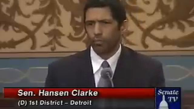 Sen. Hansen Clarke on the Foreclosure Crisis смотреть онлайн