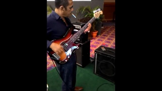 Damir Idris | Fender American Standard Precision Bass V Demo смотреть онлайн