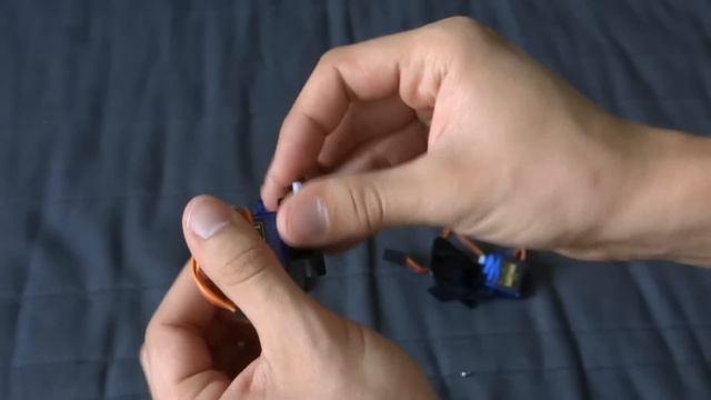 Robot kit for beginners (and not only) - Kuman tank смотреть онлайн