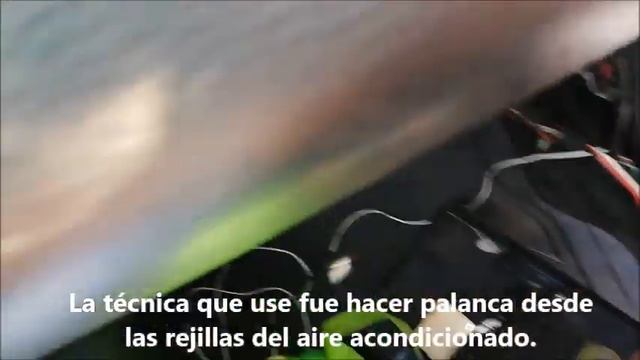 Quitar y pintar tablero de Nissan Tiida ( Rejilla plateada) смотреть онлайн