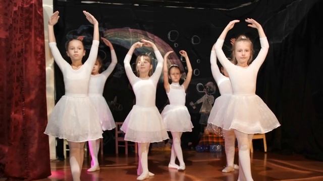 Фотовыставка "День танца" смотреть онлайн