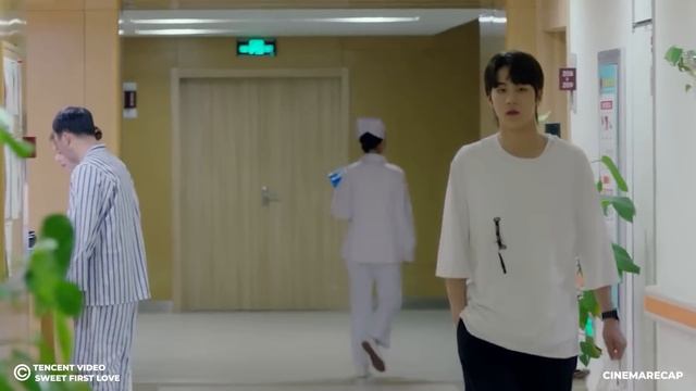 Bullied Girl Didn't Realize that Most Popular Guy Secretly Has Crush on Her Until.. смотреть онлайн