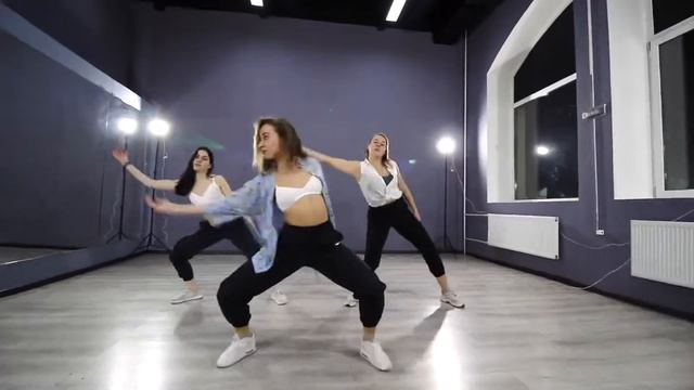 Reggaeton | Кристина Wevre | Alexis Dance Studio смотреть онлайн